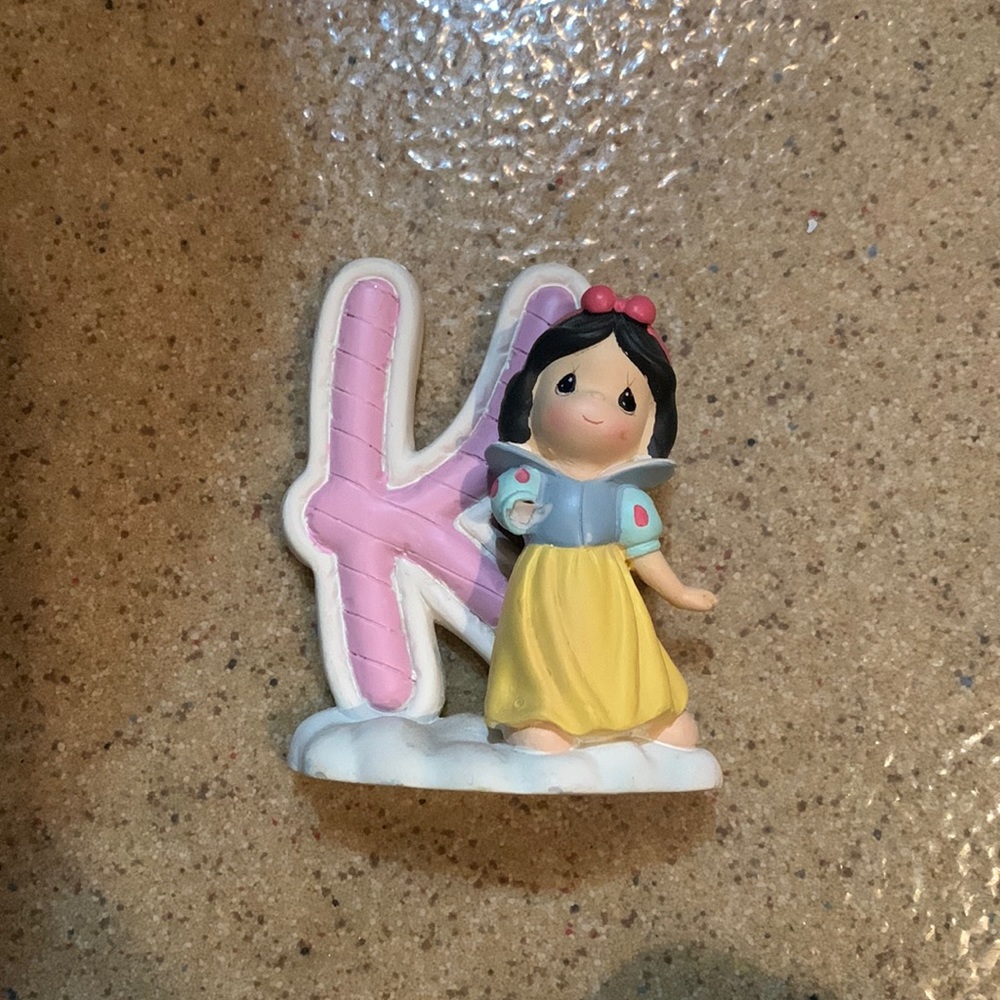 Snow White K